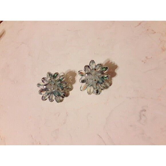VTG Coro CLIP-ON EARRINGS 40s Retro Glam Grandmacore flower burst beads BLUE - Picture 8 of 9
